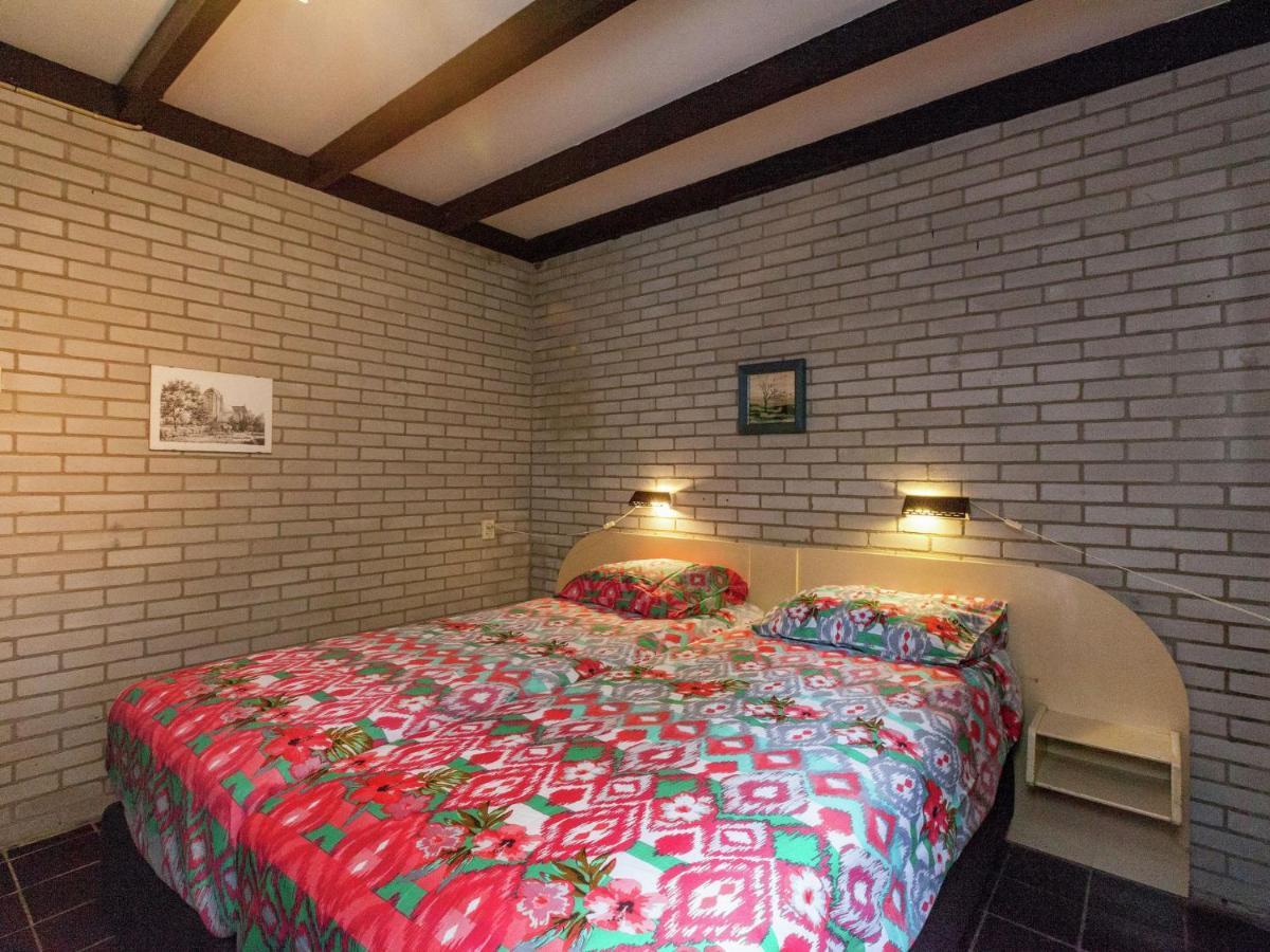 Comfortable Detached Bungalow 65 M2 Kamperland Esterno foto